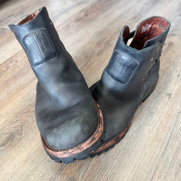 Timberland Boot Company Coulter Mens 12M Black Leather Vibram Lug Pull On Boots main image 6